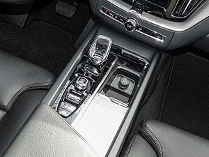 Volvo  Inscription AWD B4 Diesel EU6d-T Allrad Navi Leder digitales Cockpit Memory Sitz